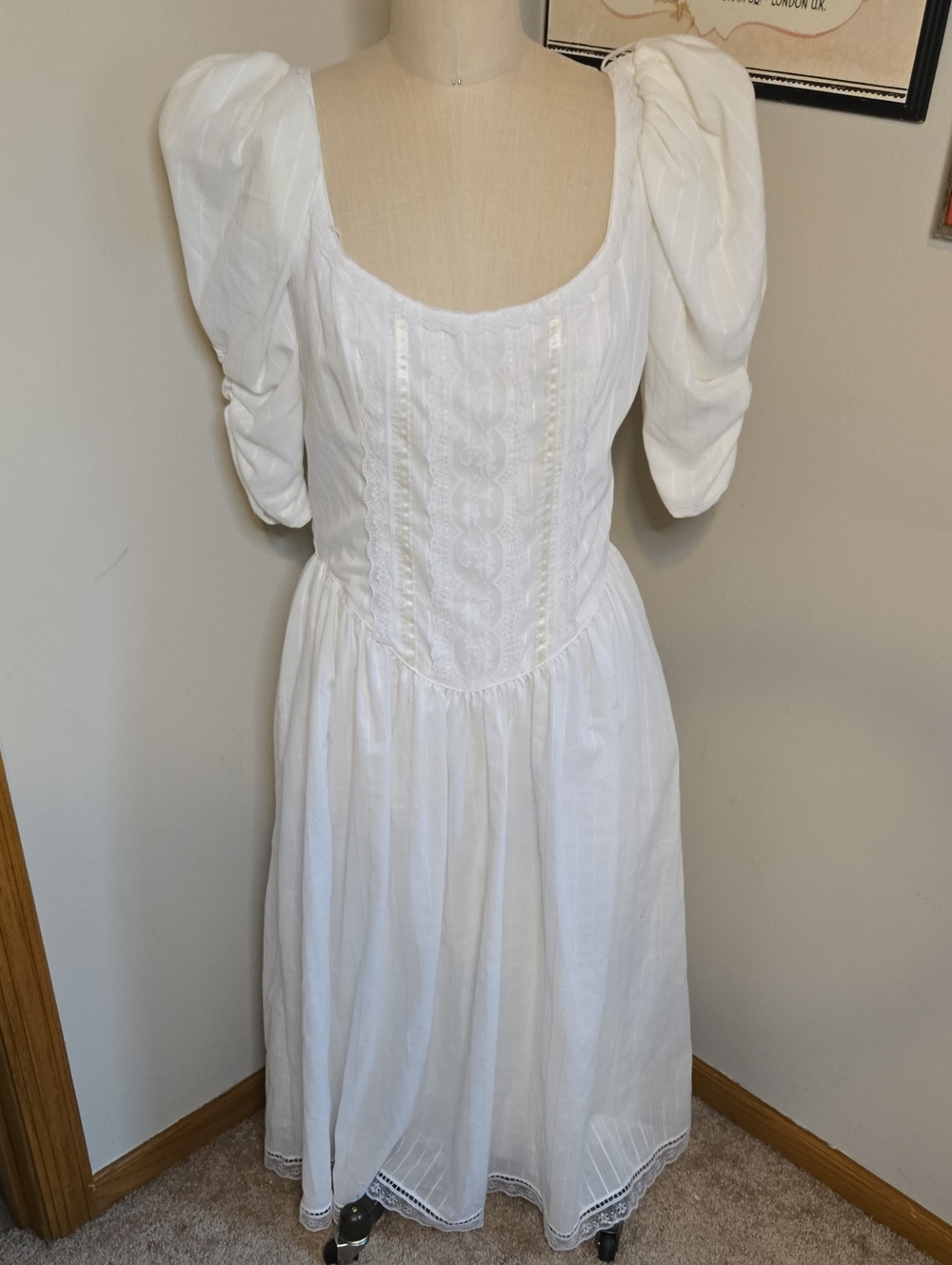 Gunne Sax White Puff-Sleeve Midi Dress with Lace Paneling